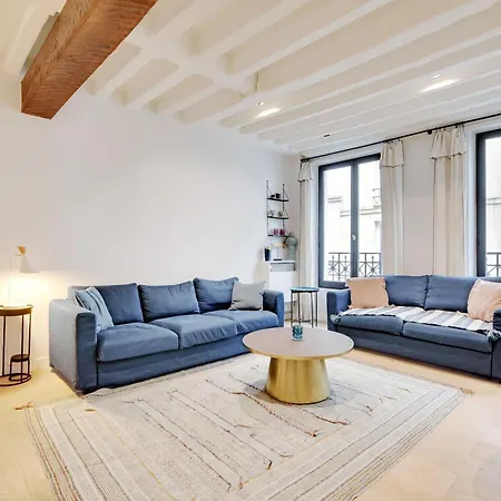 Pick A Flat's In Palais Royal - Rue De Richelieu